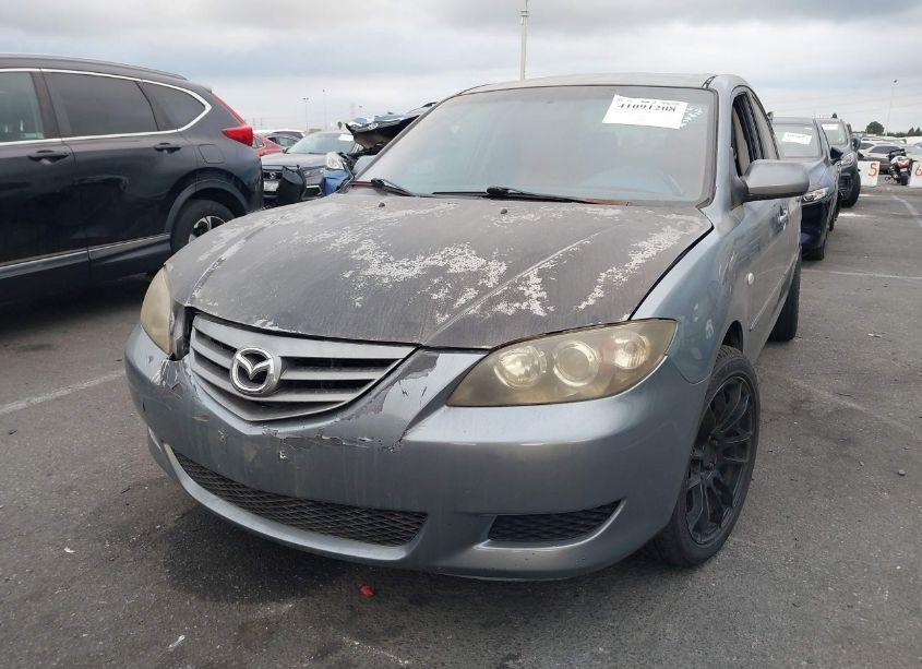 Photo 2 of 2006 Mazda Mazda3 I (VIN JM1BK12F261526398)