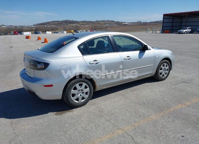 Photo 4 of 2008 Mazda Mazda3 I SPORT (VIN JM1BK12F381138048)