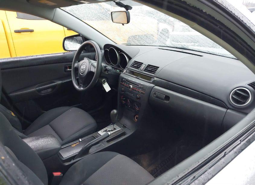 Photo 5 of 2006 Mazda Mazda3 I (VIN JM1BK12F461515550)