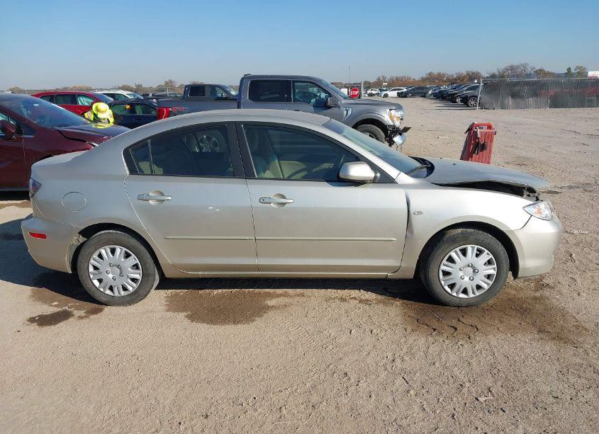 Photo 13 of 2007 Mazda Mazda3 I SPORT (VIN JM1BK12F471731383)