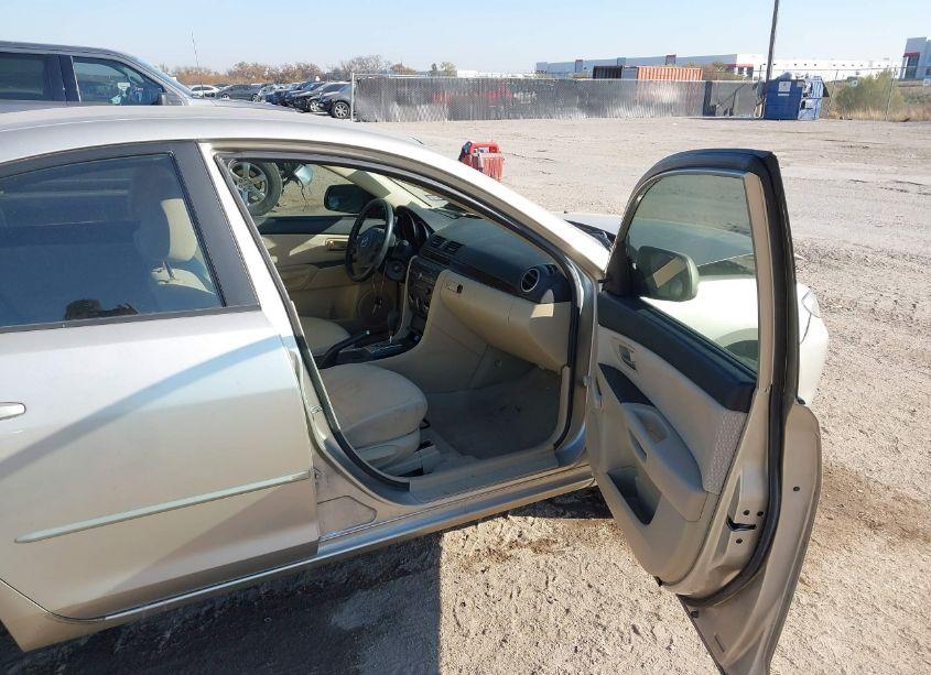 Photo 5 of 2007 Mazda Mazda3 I SPORT (VIN JM1BK12F471731383)