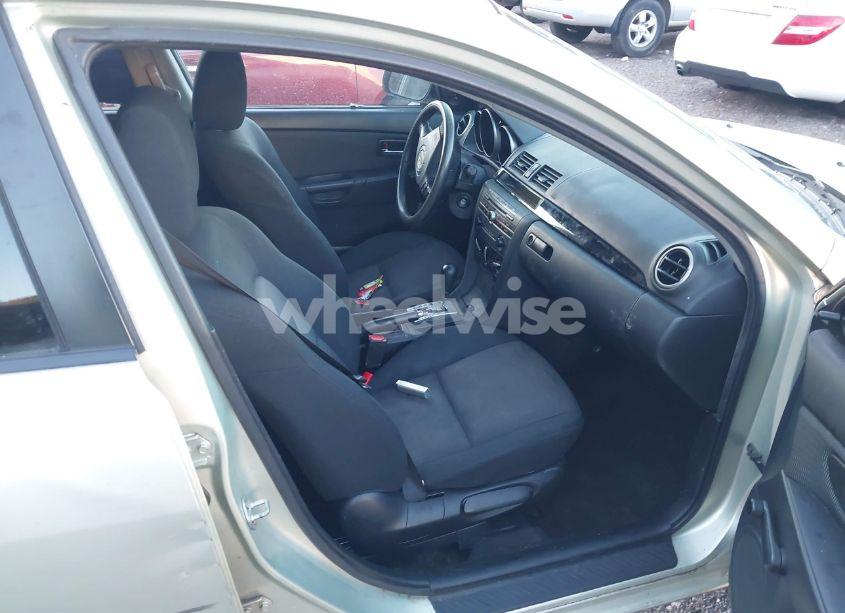 Photo 5 of 2008 Mazda Mazda3 I SPORT (VIN JM1BK12F481123137)