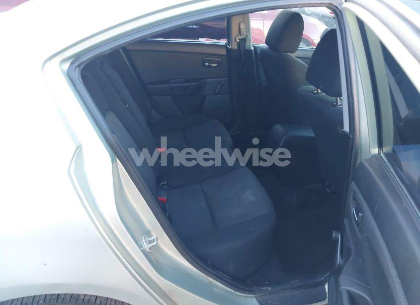 Photo 8 of 2008 Mazda Mazda3 I SPORT (VIN JM1BK12F481123137)