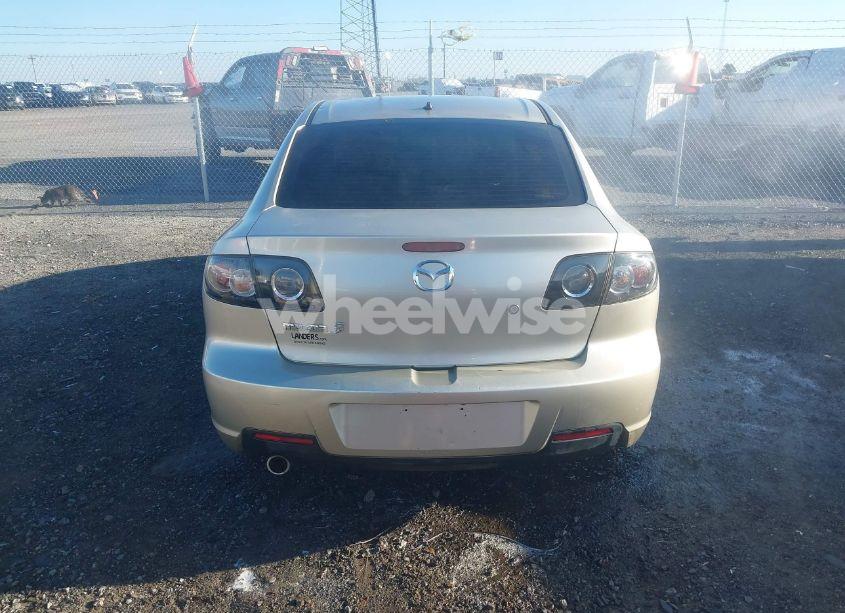 Photo 16 of 2007 Mazda Mazda3 I (VIN JM1BK12F571628876)