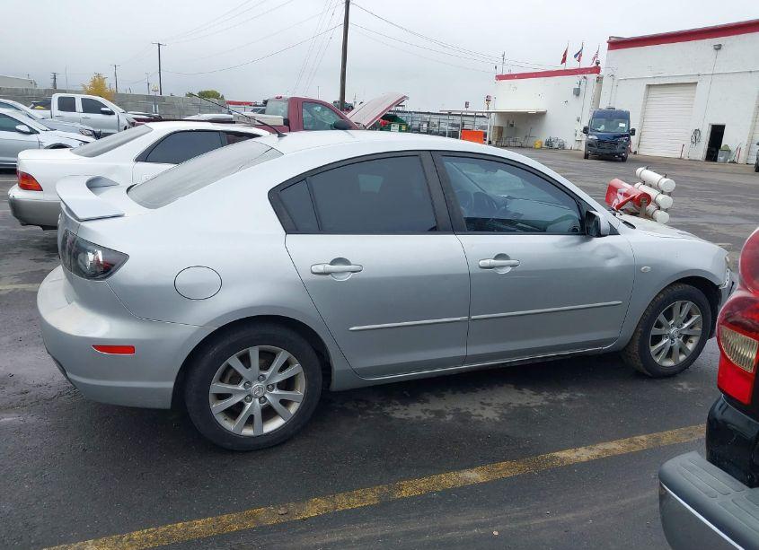 Photo 13 of 2007 Mazda Mazda3 I (VIN JM1BK12F571646777)