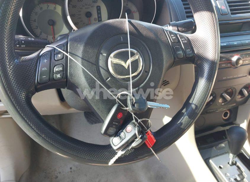Photo 11 of 2008 Mazda Mazda3 I (VIN JM1BK12F681848304)