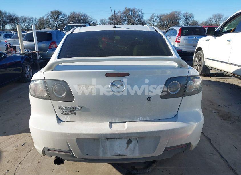 Photo 16 of 2008 Mazda Mazda3 I (VIN JM1BK12F681848304)