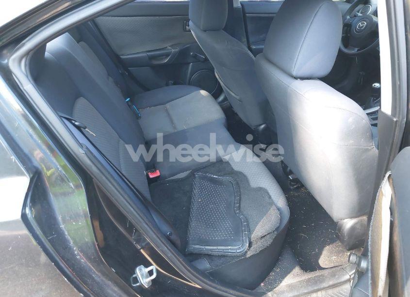 Photo 8 of 2004 Mazda Mazda3 I (VIN JM1BK12F741199185)