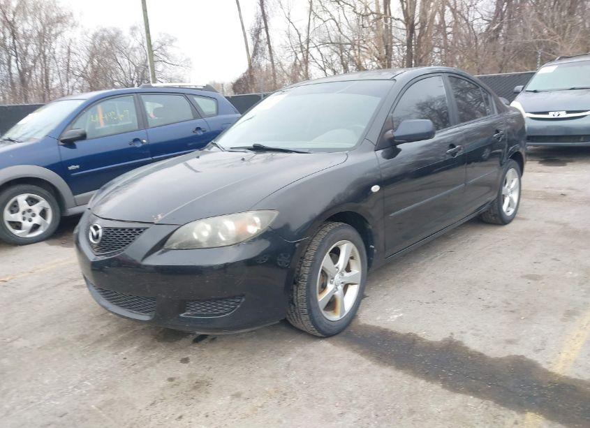 Photo 2 of 2006 Mazda Mazda3 I (VIN JM1BK12F761465761)
