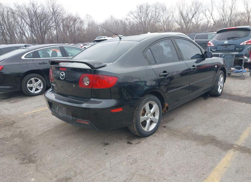 Photo 4 of 2006 Mazda Mazda3 I (VIN JM1BK12F761465761)