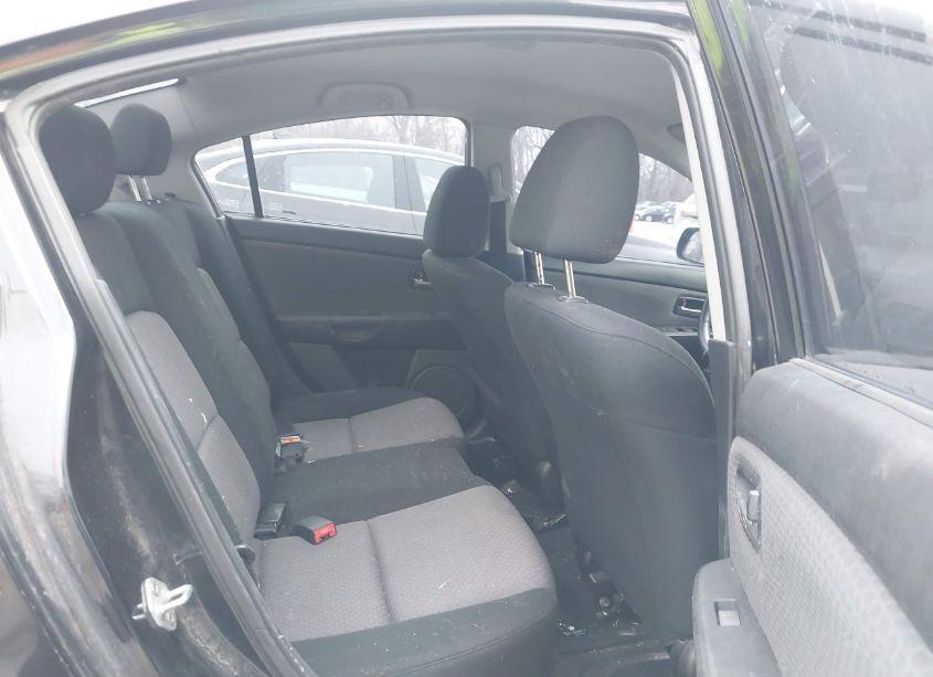 Photo 8 of 2006 Mazda Mazda3 I (VIN JM1BK12F761465761)