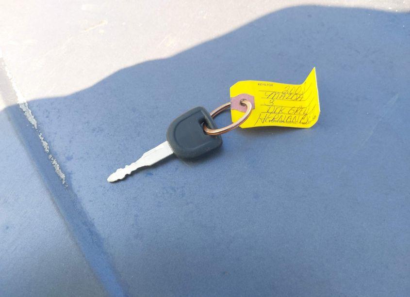 Photo 11 of 2008 Mazda Mazda3 I SPORT (VIN JM1BK12F881166069)