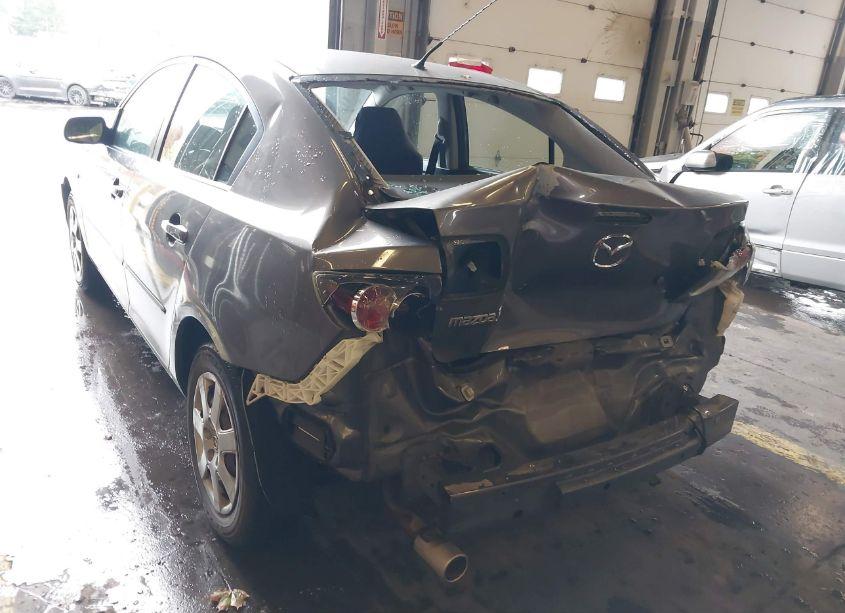 Photo 13 of 2008 Mazda Mazda3 I SPORT (VIN JM1BK12F881777056)