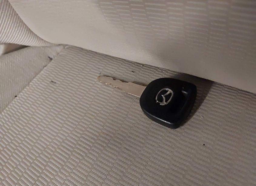 Photo 11 of 2008 Mazda Mazda3 I (VIN JM1BK12F881834470)