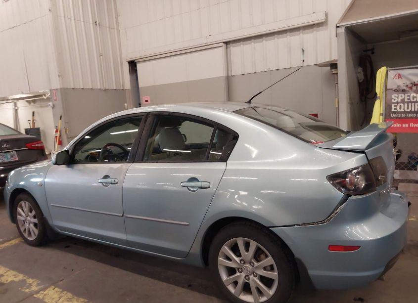 Photo 15 of 2008 Mazda Mazda3 I (VIN JM1BK12F881834470)