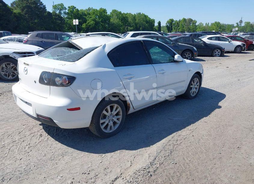 Photo 4 of 2008 Mazda Mazda3 I (VIN JM1BK12F881867582)