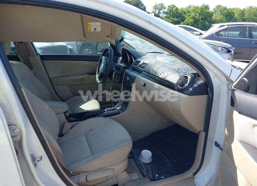 Photo 5 of 2008 Mazda Mazda3 I (VIN JM1BK12F881867582)