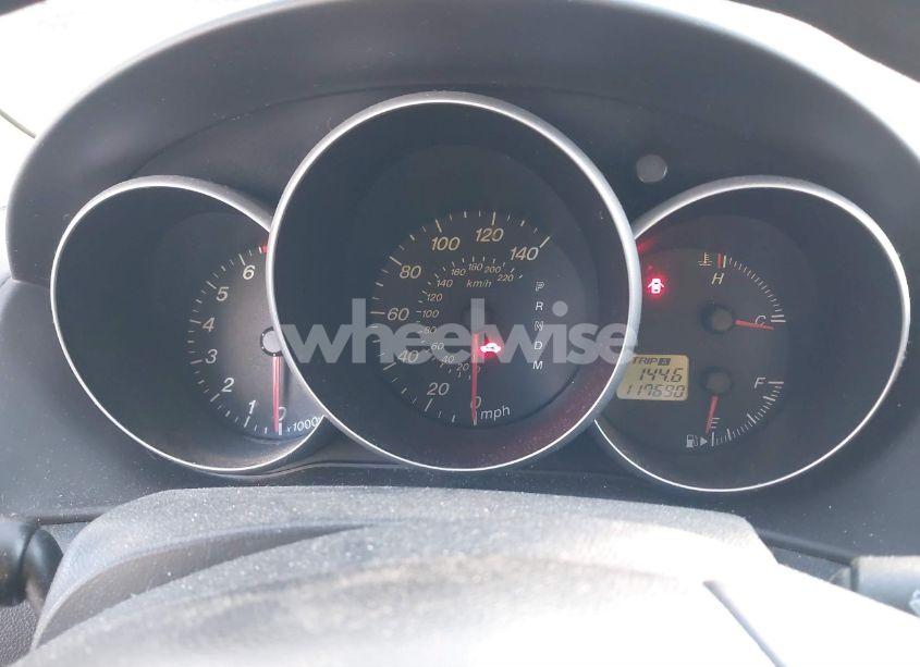 Photo 7 of 2004 Mazda Mazda3 I (VIN JM1BK12F941175888)