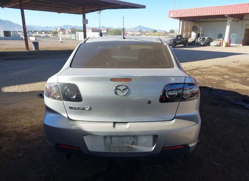 Photo 16 of 2007 Mazda Mazda3 I (VIN JM1BK12F971633238)