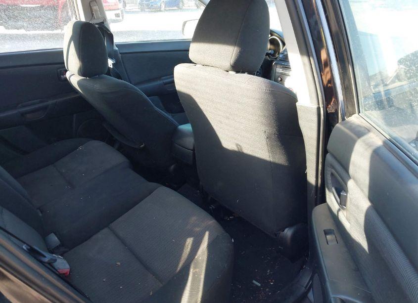 Photo 8 of 2007 Mazda Mazda3 I (VIN JM1BK12F971647169)