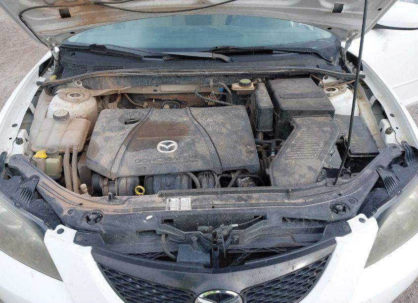 Photo 10 of 2004 Mazda Mazda3 I (VIN JM1BK12FX41142785)