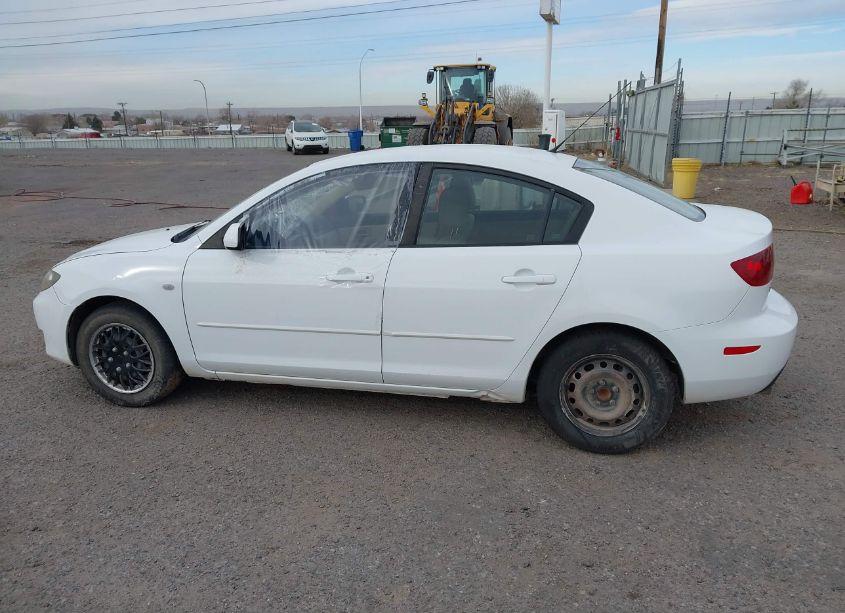 Photo 14 of 2004 Mazda Mazda3 I (VIN JM1BK12FX41142785)