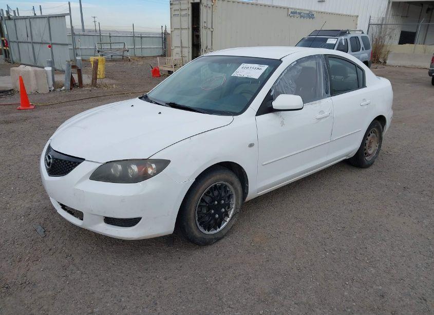 Photo 2 of 2004 Mazda Mazda3 I (VIN JM1BK12FX41142785)