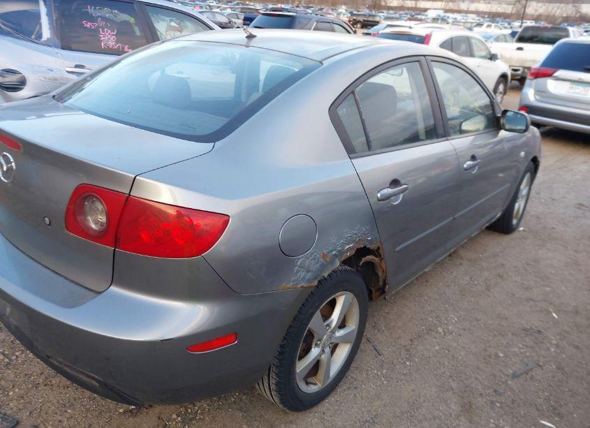 Photo 4 of 2006 Mazda Mazda3 I (VIN JM1BK12FX61474406)