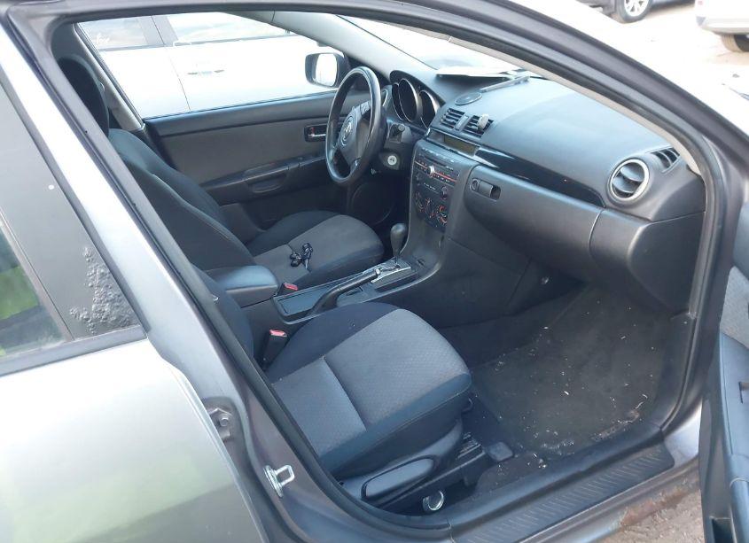 Photo 5 of 2006 Mazda Mazda3 I (VIN JM1BK12FX61474406)