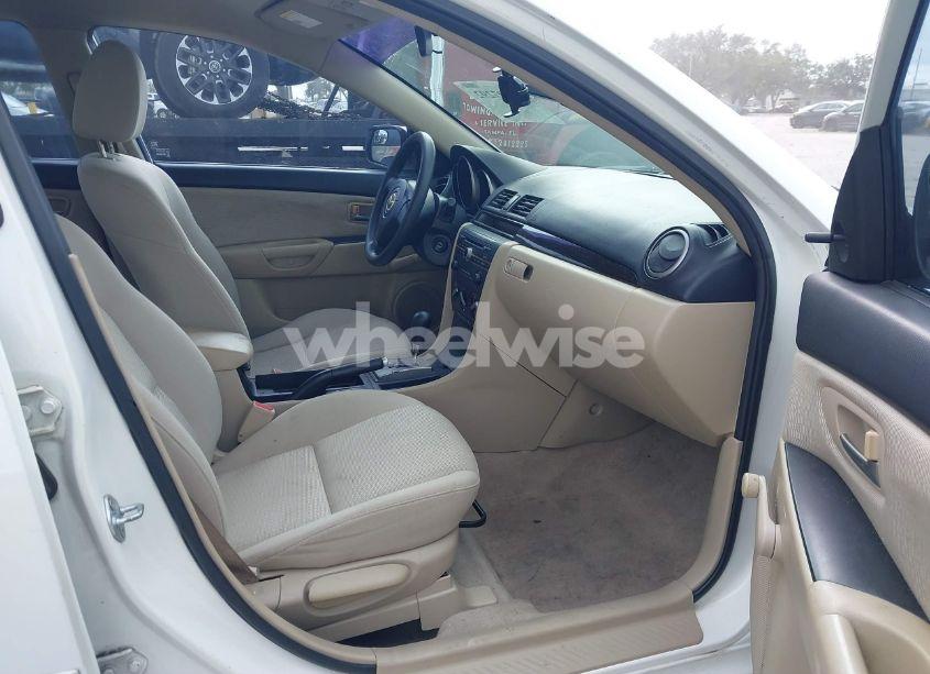 Photo 5 of 2007 Mazda Mazda3 I SPORT (VIN JM1BK12FX71646306)