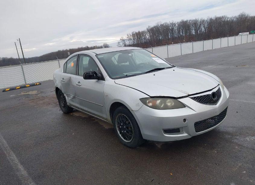 2007 Mazda Mazda3 I SPORT (VIN JM1BK12FX71748429) main photo