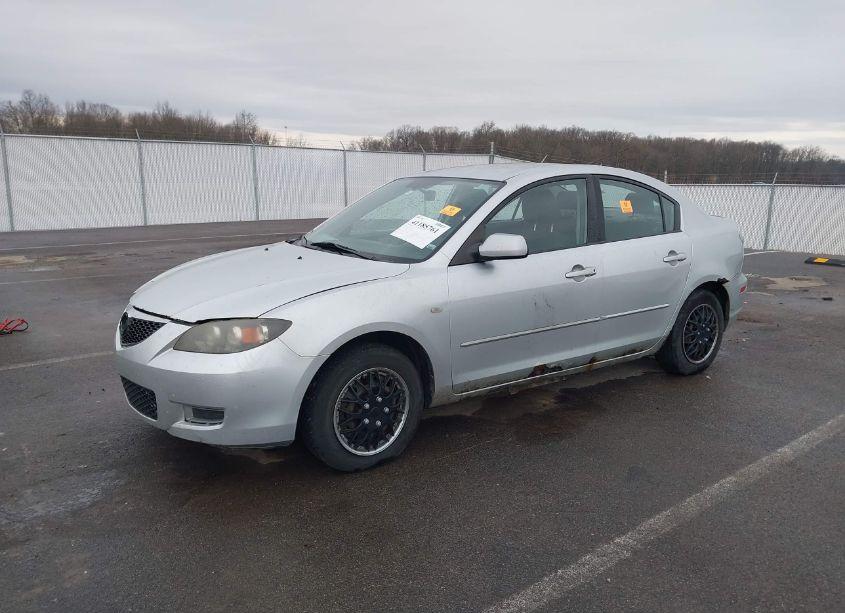 Photo 2 of 2007 Mazda Mazda3 I SPORT (VIN JM1BK12FX71748429)
