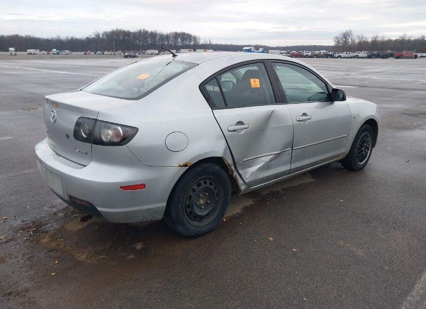 Photo 4 of 2007 Mazda Mazda3 I SPORT (VIN JM1BK12FX71748429)