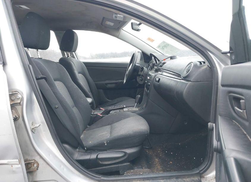 Photo 5 of 2007 Mazda Mazda3 I SPORT (VIN JM1BK12FX71748429)