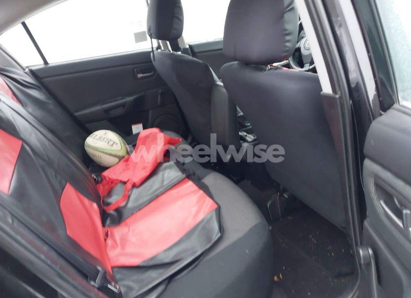 Photo 8 of 2008 Mazda Mazda3 I SPORT (VIN JM1BK12FX81783425)
