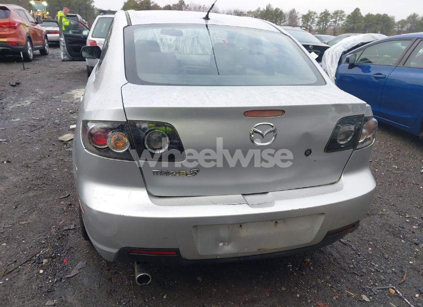 Photo 6 of 2008 Mazda Mazda3 I (VIN JM1BK12G581878886)