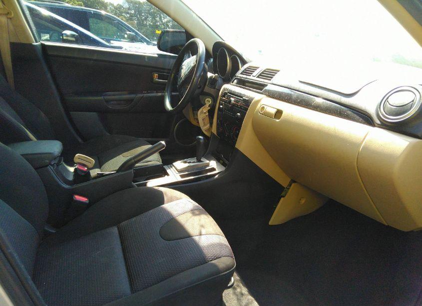 Photo 5 of 2006 Mazda Mazda3 I (VIN JM1BK12G661527823)