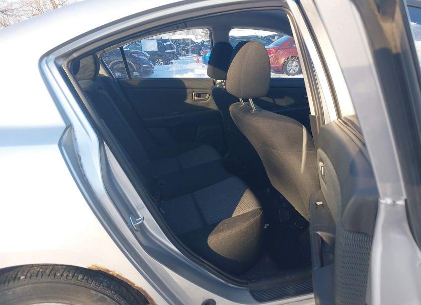 Photo 8 of 2007 Mazda Mazda3 I (VIN JM1BK12G771663654)