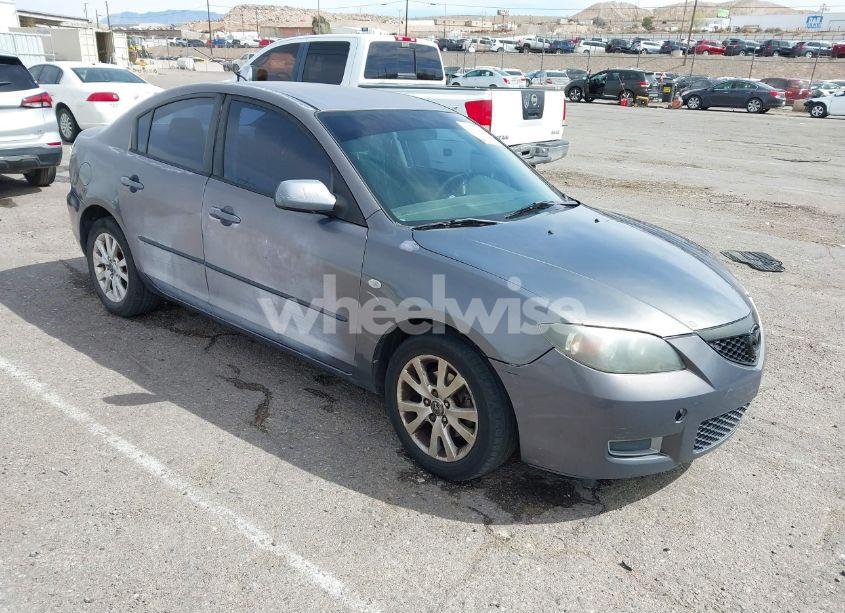 2007 Mazda Mazda3 I (VIN JM1BK12G771724484) main photo