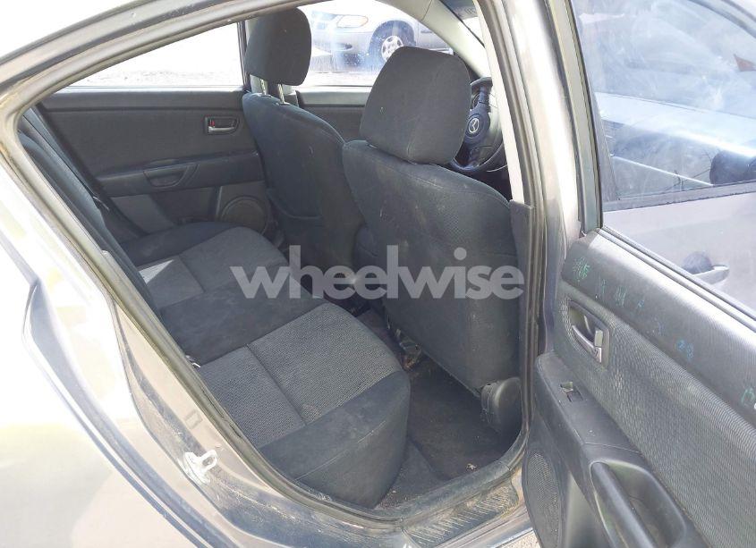 Photo 8 of 2007 Mazda Mazda3 I (VIN JM1BK12G771724484)