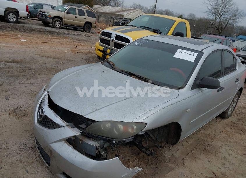 Photo 2 of 2008 Mazda Mazda3 I (VIN JM1BK12G881779110)