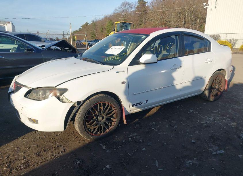 Photo 2 of 2008 Mazda Mazda3 I SPORT (VIN JM1BK12G981818660)