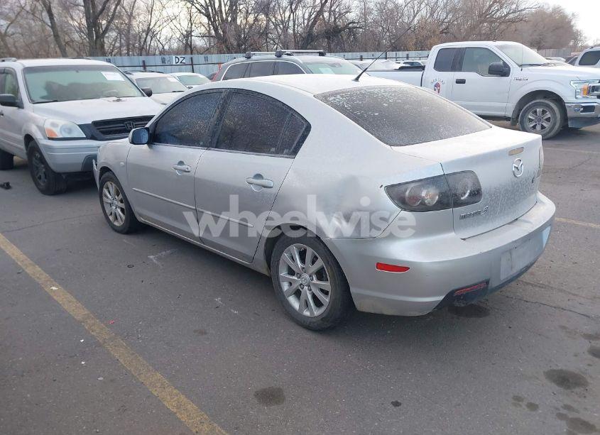 Photo 3 of 2008 Mazda Mazda3 I (VIN JM1BK12GX81853417)