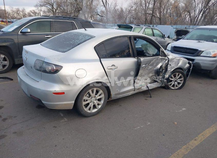 Photo 4 of 2008 Mazda Mazda3 I (VIN JM1BK12GX81853417)