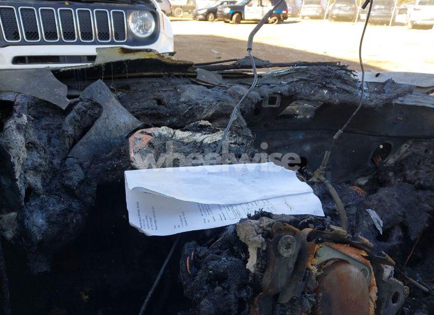 Photo 7 of 2004 Mazda Mazda3 S (VIN JM1BK143441150626)