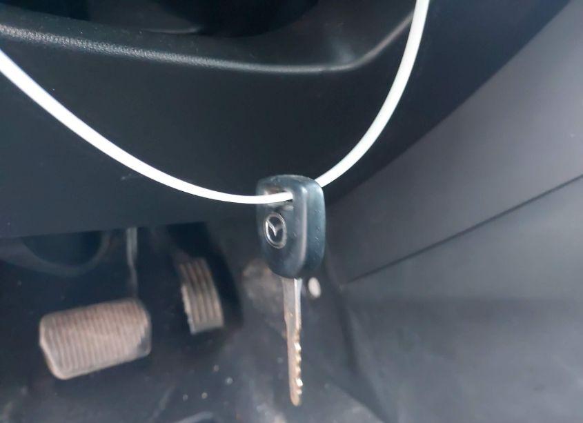 Photo 11 of 2004 Mazda Mazda3 S (VIN JM1BK143941149987)