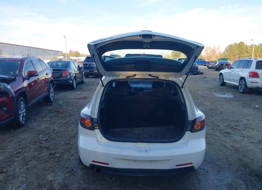 Photo 17 of 2004 Mazda Mazda3 S (VIN JM1BK143941149987)