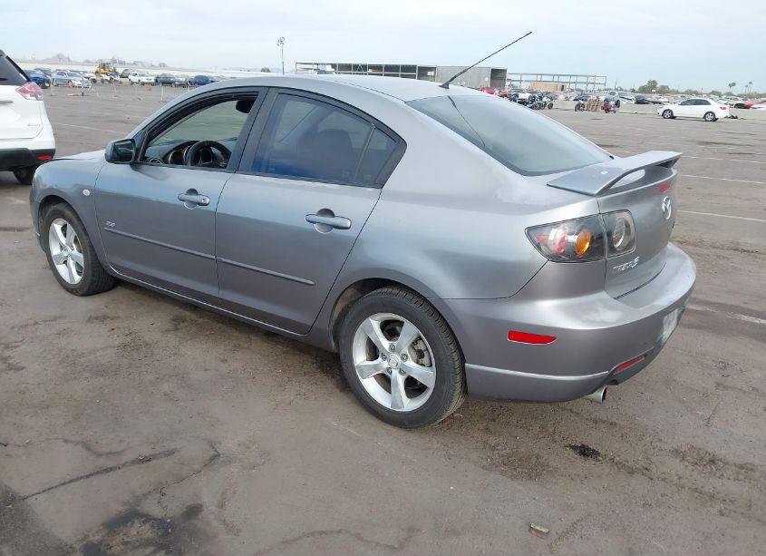 Photo 3 of 2006 Mazda Mazda3 S (VIN JM1BK323261507822)