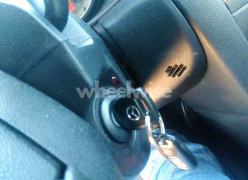 Photo 11 of 2008 Mazda Mazda3 I (VIN JM1BK32F081847435)