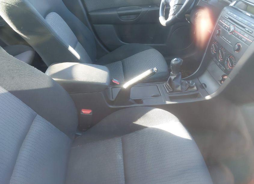 Photo 5 of 2009 Mazda Mazda3 I (VIN JM1BK32F091190525)